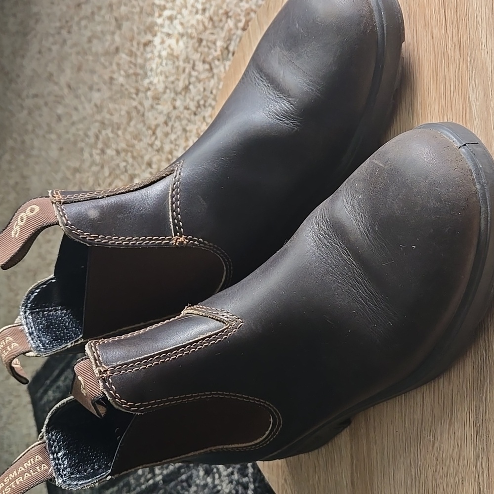 Blundstone Dark Brown Leather Boots